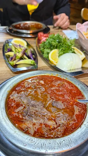 Kelle paça çorbası — Paçacı Mesut